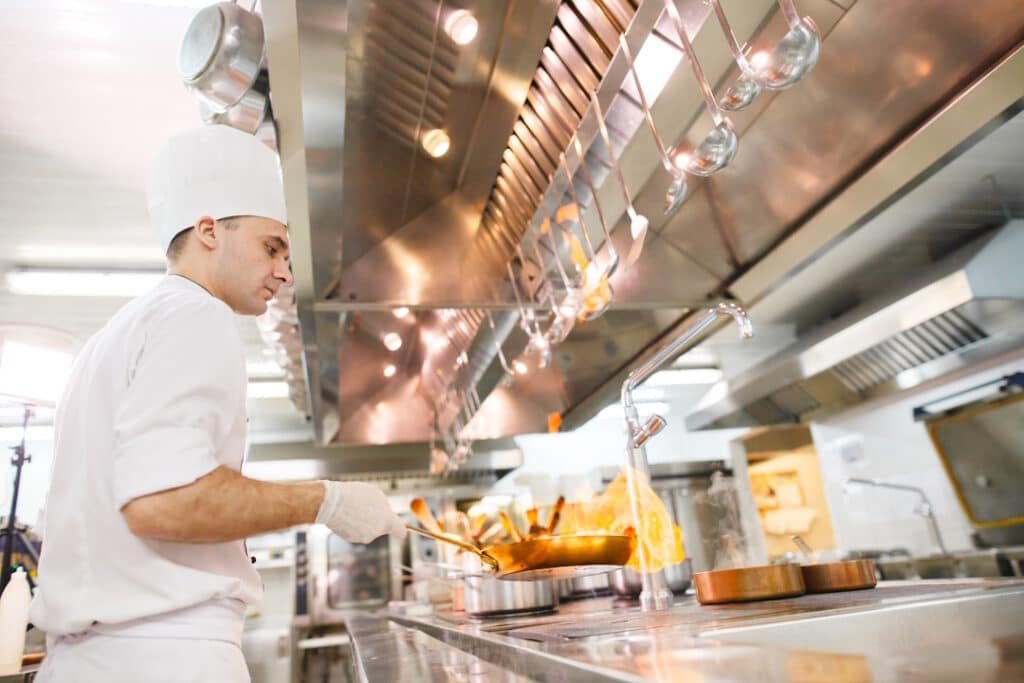 cook cooks in a restaurant 2026 03 26 08 01 50 utc